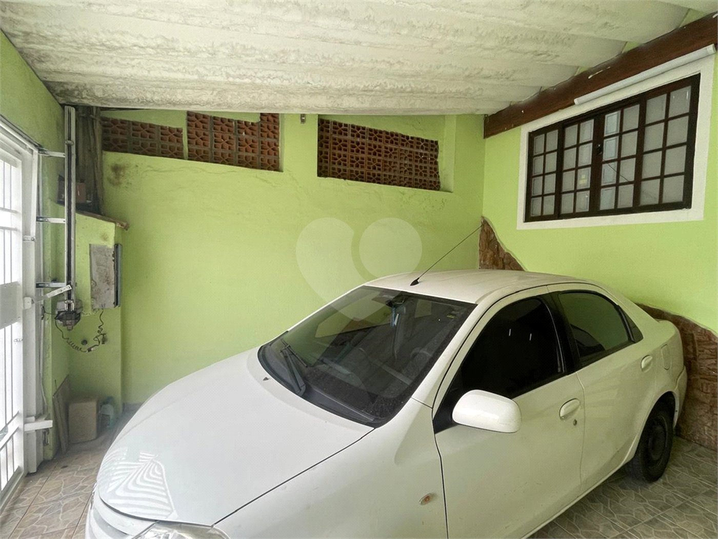 Casa Térrea à venda com 2 quartos, sendo 1 suíte, em Vila Suissa, Mogi das Cruzes, SP