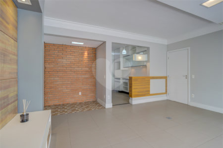 Apartamento à venda com 4 quartos, sendo 3 suítes, em Alto da Boa Vista, São Paulo, SP