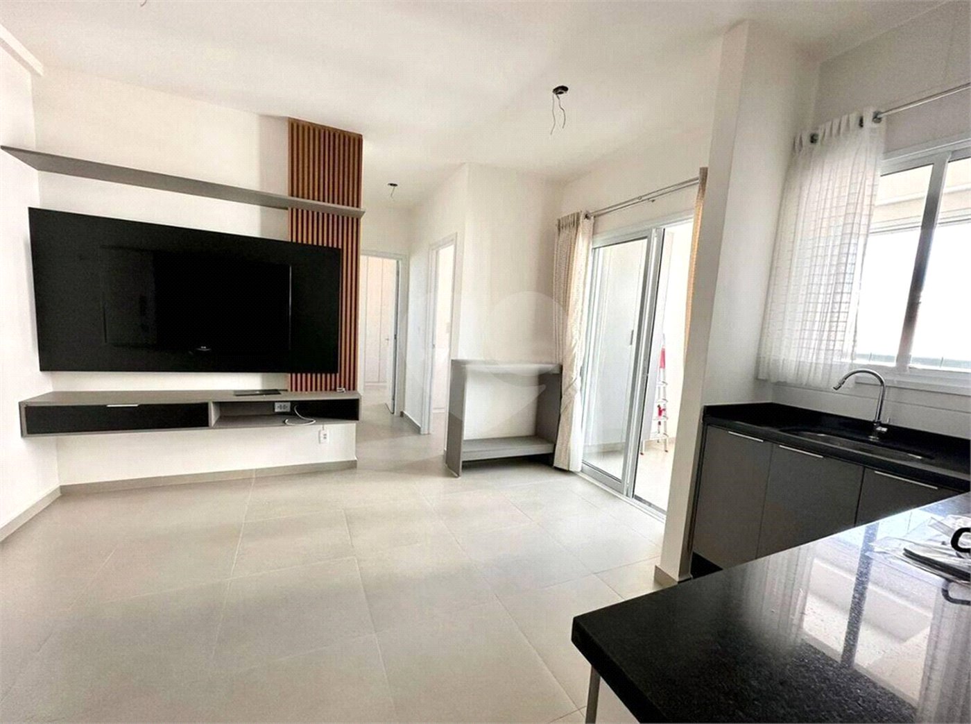 Apartamento à venda com 2 suítes em Parque Campolim, Sorocaba, SP