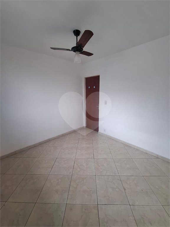Apartamento para alugar com 2 quartos em Santíssimo, Rio de Janeiro, RJ