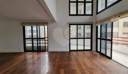 Duplex à venda com 4 suítes em Itaim Bibi, São Paulo, SP