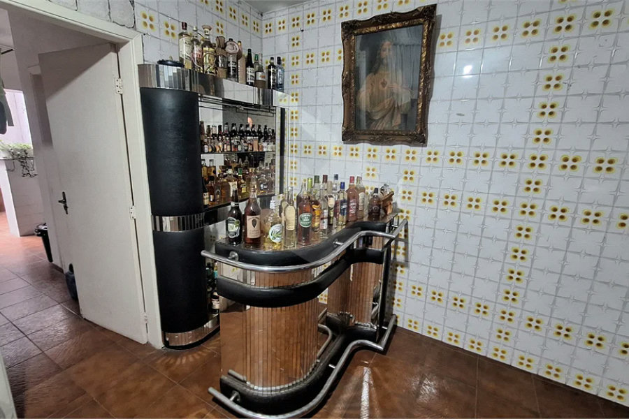 Casa à venda com 4 quartos, sendo 1 suíte,  em Vila Guilherme, São Paulo, SP