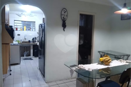 Sobrado à venda com 3 quartos, sendo 1 suíte, em Jaguaré, São Paulo, SP