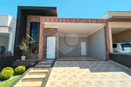 Casa à venda com 3 quartos no condomínio Residencial Lago dos Ipês, Itapetininga - SP