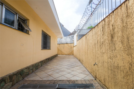 Casa à venda com 3 quartos, sendo 1 suíte,  em Vila Rosália, Guarulhos, SP