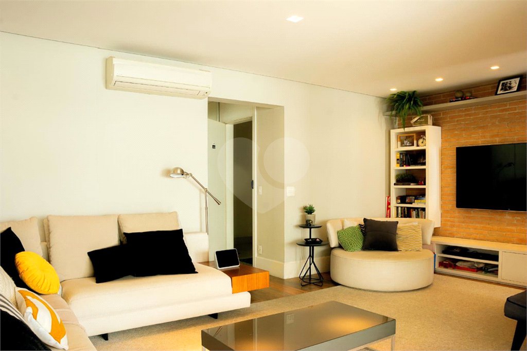 Apartamento à venda com 3 quartos, sendo 1 suíte, em Vila Cruzeiro, São Paulo, SP