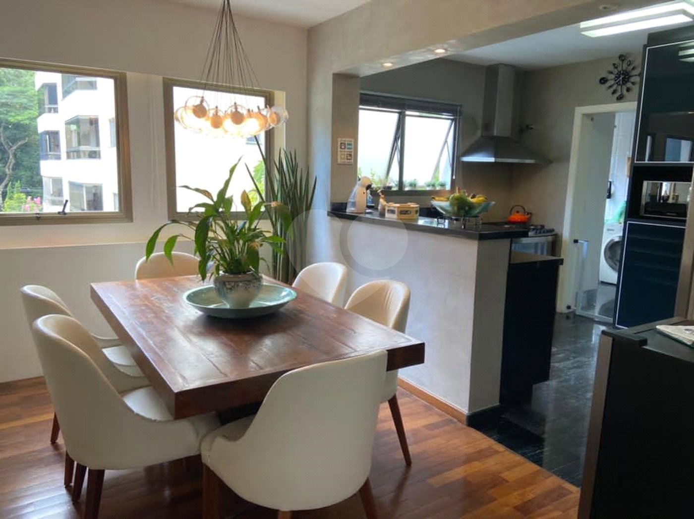 Apartamento à venda com 3 suítes em Vila Suzana, São Paulo, SP
