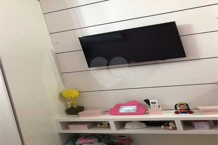 Casa Térrea à venda com 3 quartos, sendo 2 suítes, em Vila Mazzei, São Paulo, SP