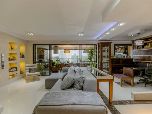 Apartamento à venda com 3 suítes em Chácara Santo Antônio, São Paulo, SP