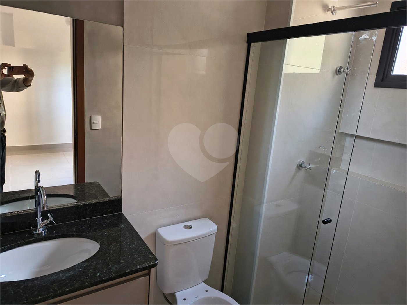 Apartamento à venda com 2 quartos, sendo 1 suíte,  em Ribeirânia, Ribeirão Preto, SP