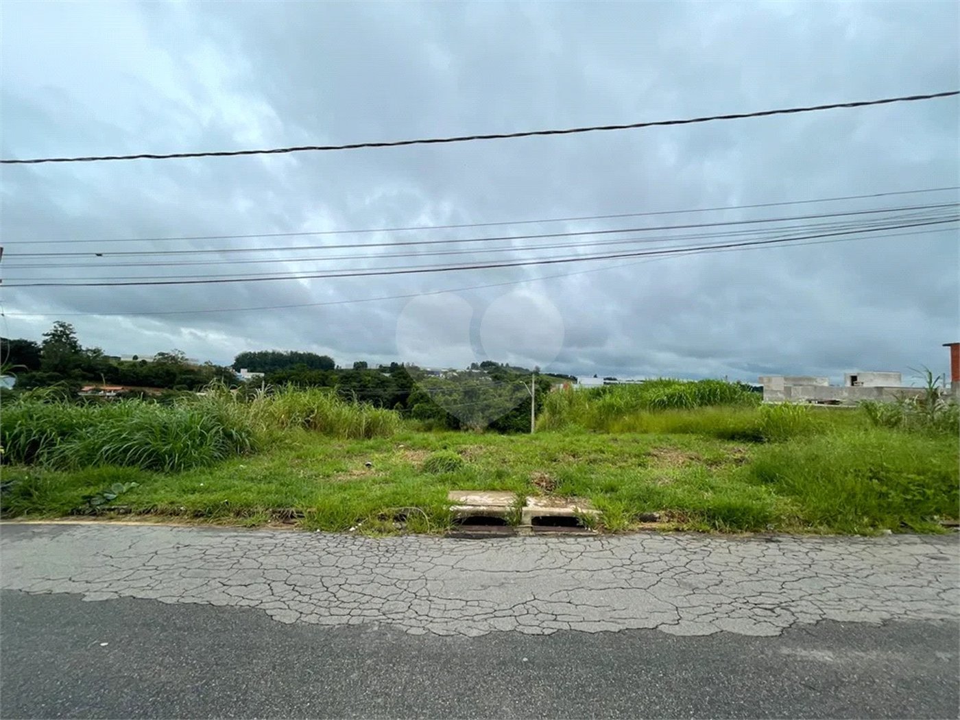 Terreno à venda no condomínio Vila Rea, Louveira - SP
