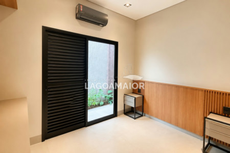 Casa à venda com 3 quartos, sendo 3 suítes, no condomínio Villa Dumont, Três Lagoas - MS