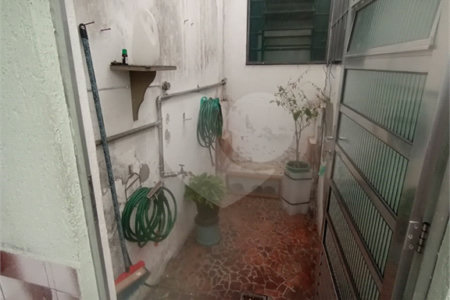Casa à venda com 3 quartos, sendo 1 suíte,  no Centro, Mogi das Cruzes, SP