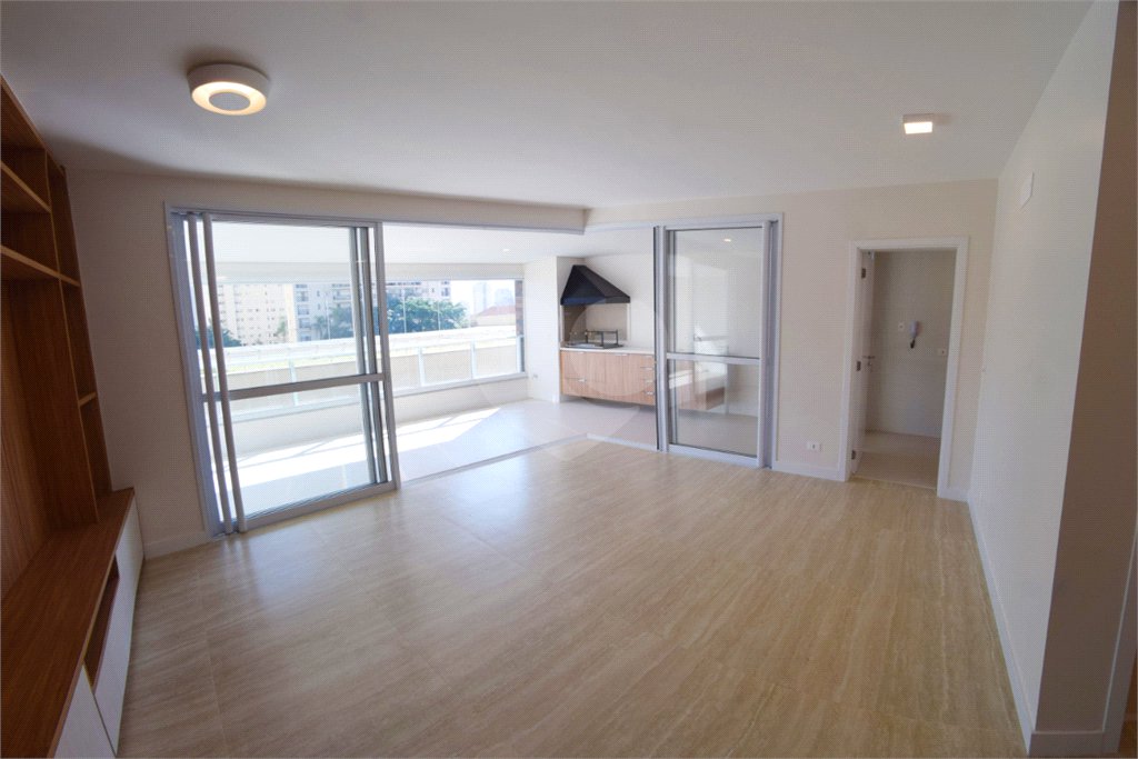 Apartamento à venda com 3 suítes em Vila Romana, São Paulo, SP