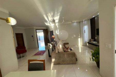 Casa à venda com 3 suítes em Cidade Jardim, Araraquara, SP
