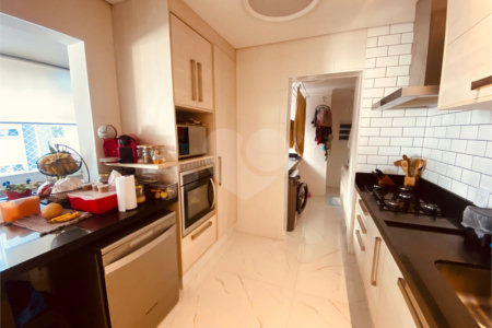 Apartamento à venda com 3 suítes em Vila Floresta, Santo André, SP