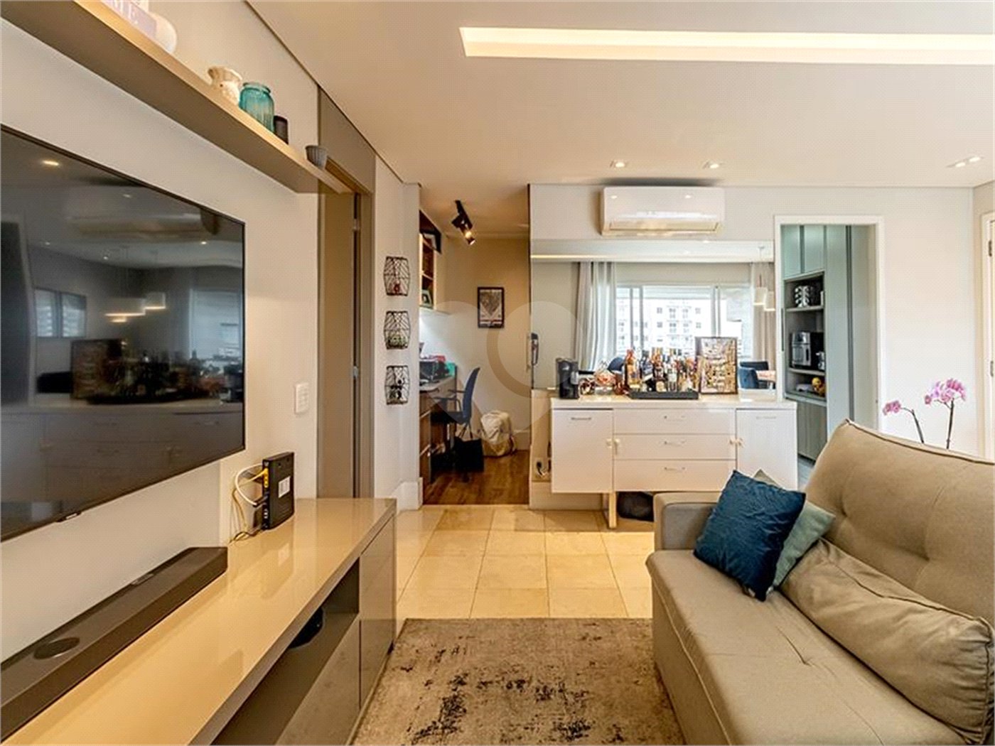 Apartamento à venda com 3 quartos, sendo 1 suíte, em Barra Funda, São Paulo, SP