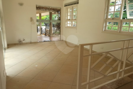Casa à venda ou para alugar com 6 quartos, sendo 4 suítes, em Jardim Itaperi, Atibaia, SP