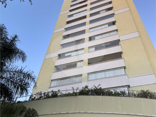 Apartamento à venda com 3 quartos, sendo 1 suíte,  em Vila Guilherme, São Paulo, SP