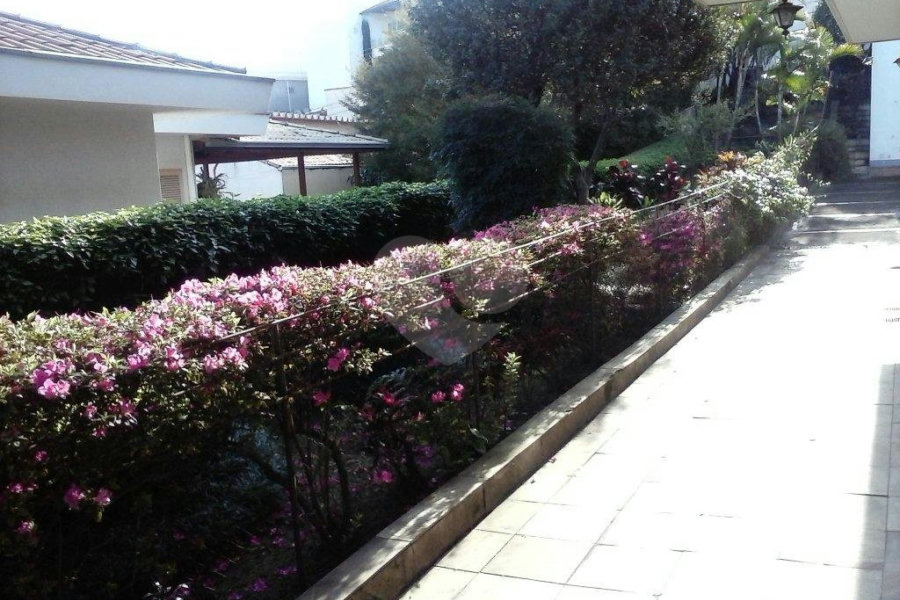 Sobrado à venda com 5 quartos, sendo 1 suíte, em Jardim São Paulo(zona Norte), São Paulo, SP
