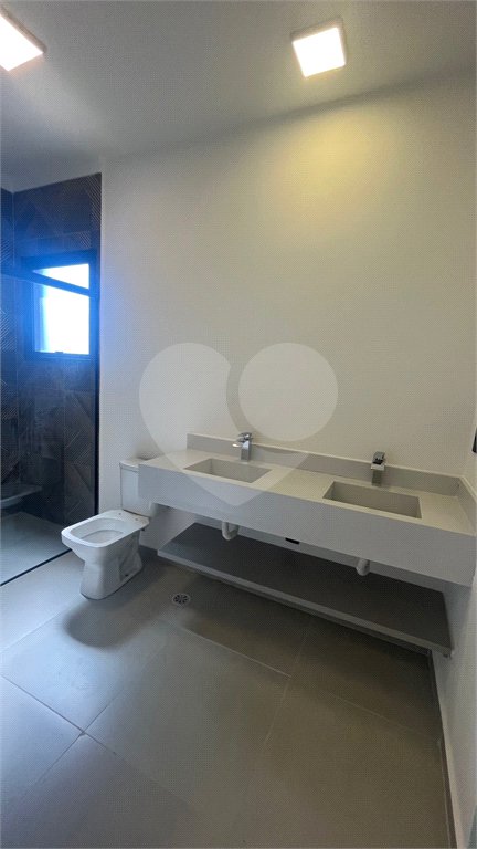 Sobrado à venda com 3 suítes em Vila Petrópolis, Atibaia, SP