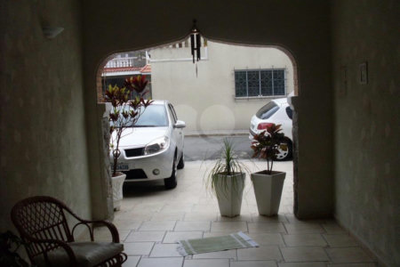 Sobrado de Condomínio à venda no Cambuci/Aclimação - 5 Quartos/3 Suítes/5 Vagas