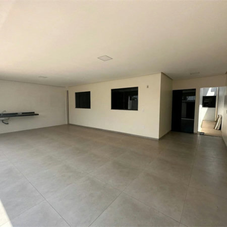 Casa à venda com 4 quartos, sendo 1 suíte, em Bacaba, Balsas, MA