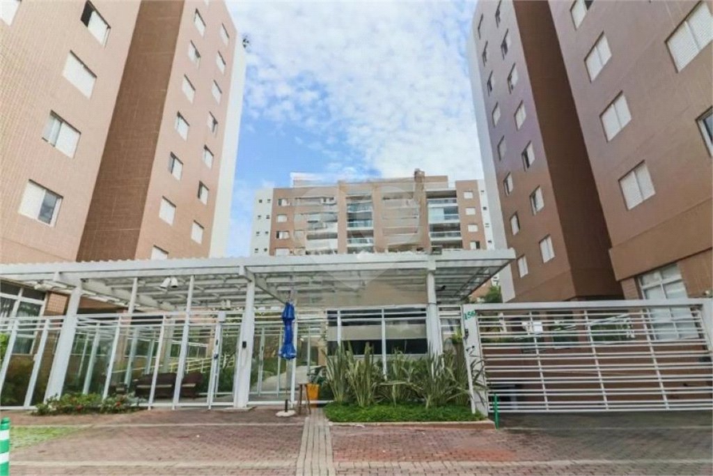 Apartamento à venda com 3 quartos, sendo 2 suítes, em Cidade São Francisco, São Paulo, SP