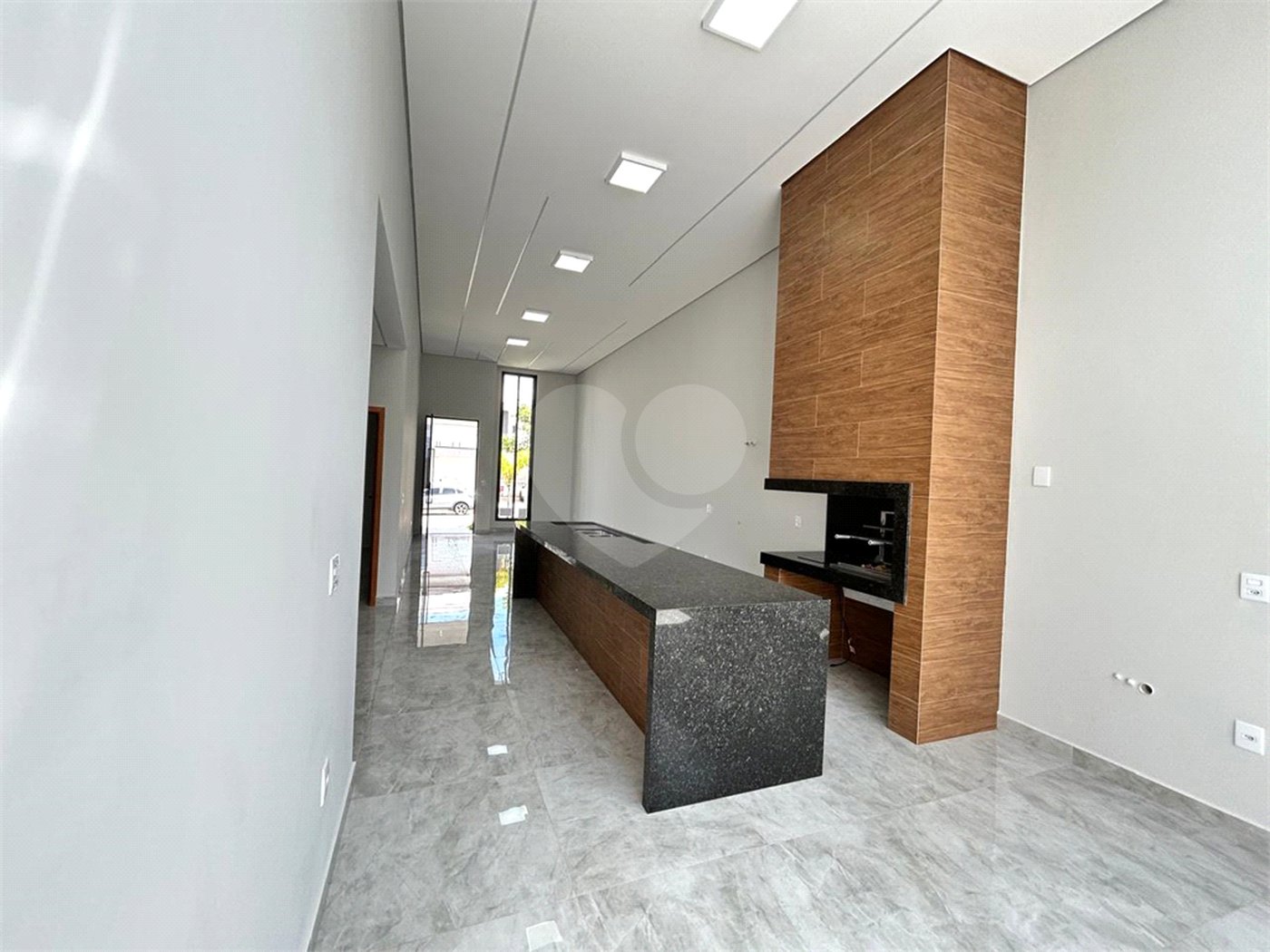 Casa à venda com 3 quartos, sendo 2 suítes, no condomínio Ibiti Reserva, Sorocaba - SP