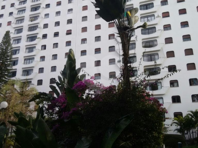 Apartamento à venda com 3 quartos, sendo 1 suíte,  em Granja Julieta, São Paulo, SP
