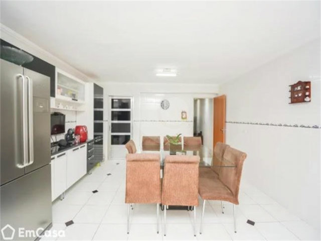 Sobrado à venda com 3 quartos, sendo 1 suíte,  em Vila Galvão, Guarulhos, SP