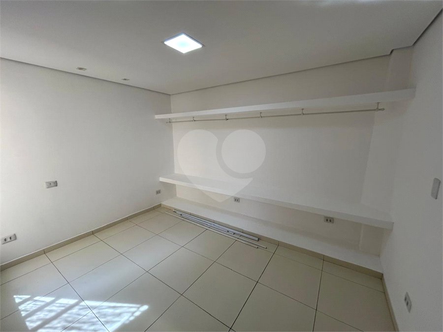 Casa de Vila para alugar com 4 suítes em Vila Romana, São Paulo, SP