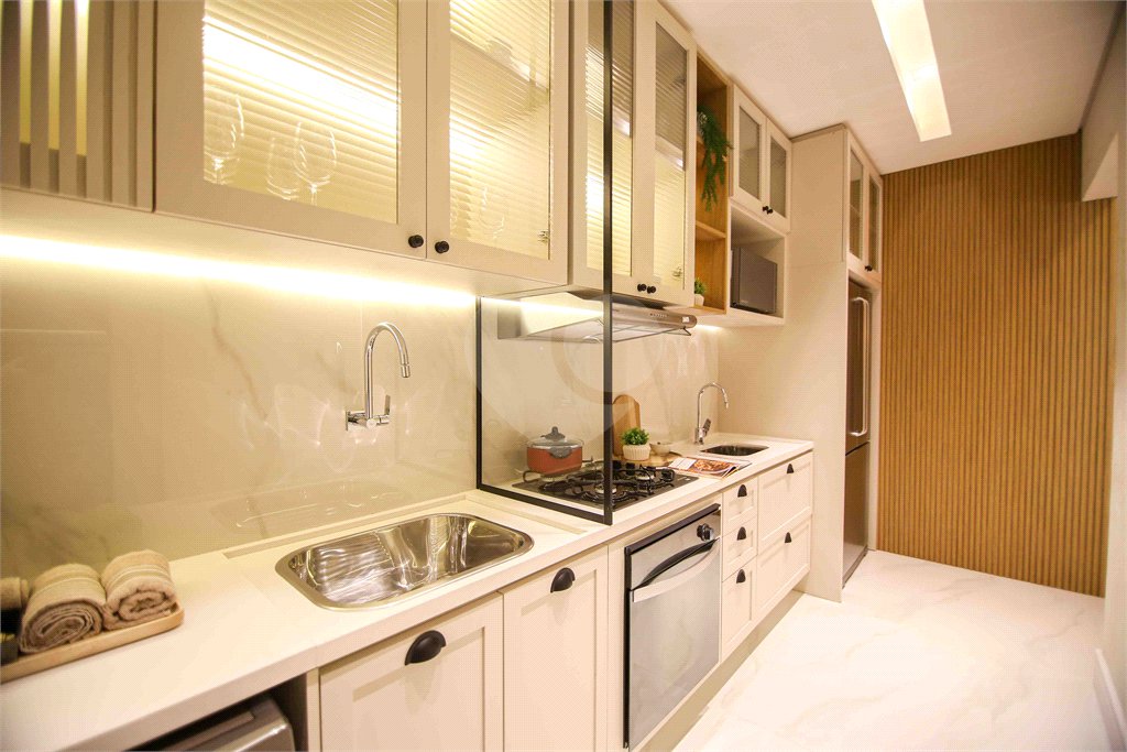 Apartamento à venda com 3 quartos, sendo 2 suítes, em Vila Andrade, São Paulo, SP