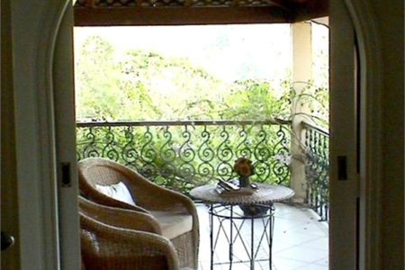 Casa à venda com 6 quartos, sendo 5 suítes, no condomínio São Joaquim, Vinhedo - SP