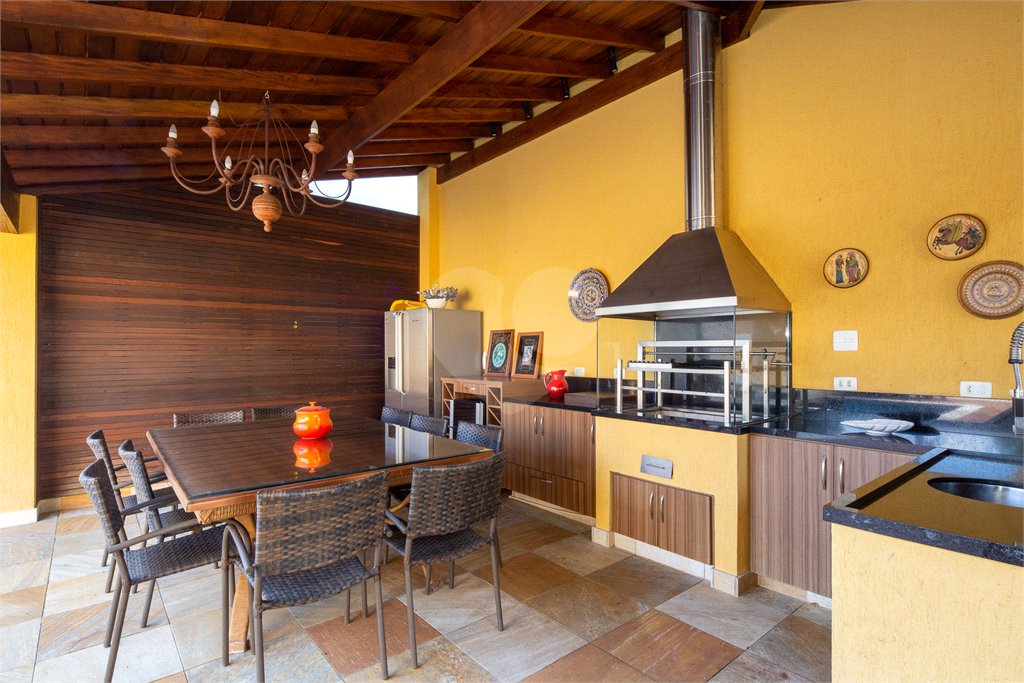 Casa Térrea à venda com 3 quartos, sendo 1 suíte, em Brooklin, São Paulo, SP