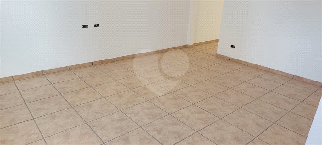 Sobrado à venda com 3 quartos, sendo 2 suítes, em Vila Paulicéia, São Paulo, SP