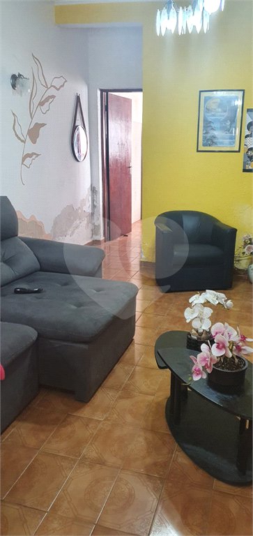 Sobrado à venda com 2 quartos, sendo 1 suíte,  em Anália Franco, São Paulo, SP
