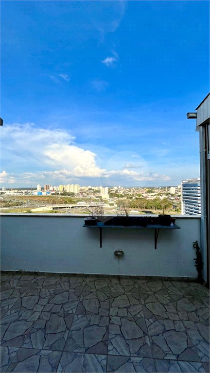 Apartamento à venda com 3 quartos, sendo 1 suíte,  em Parque Residencial Aquarius, São José dos Campos, SP