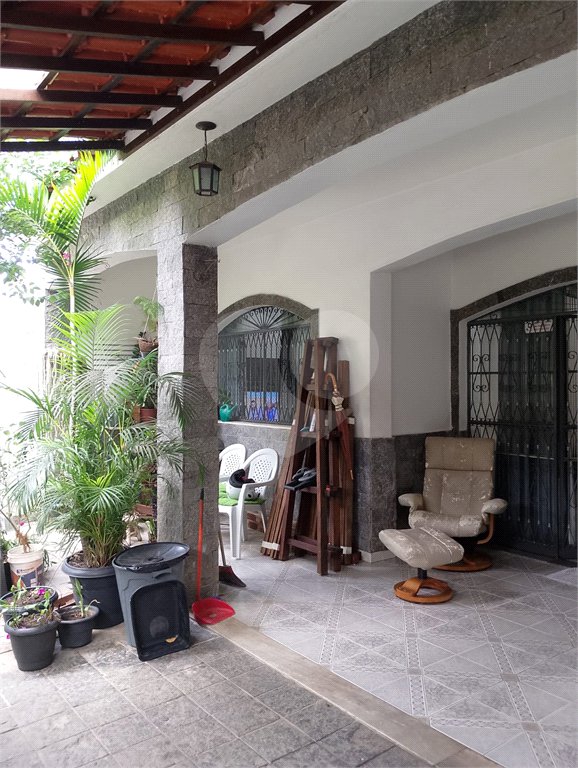 Casa à venda com 3 quartos, sendo 1 suíte, em Campo Grande, Rio de Janeiro, RJ
