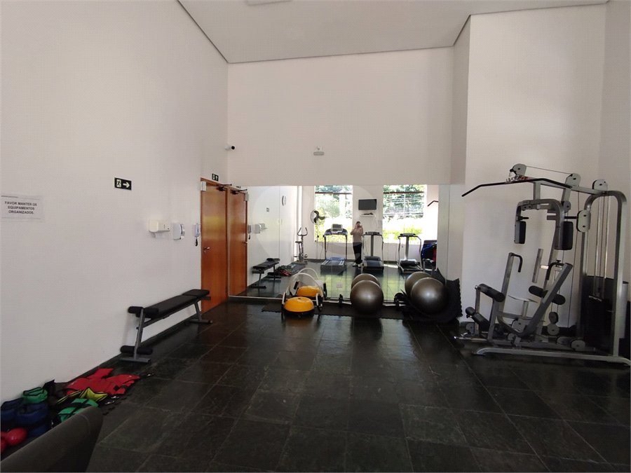 Apartamento para alugar com 3 quartos, sendo 1 suíte, em Morumbi, São Paulo, SP