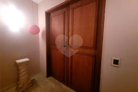 Apartamento à venda com 4 quartos, sendo 1 suíte, em Copacabana, Rio de Janeiro, RJ