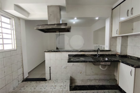 Sobrado à venda com 3 quartos, sendo 1 suíte, em Cupecê, São Paulo, SP