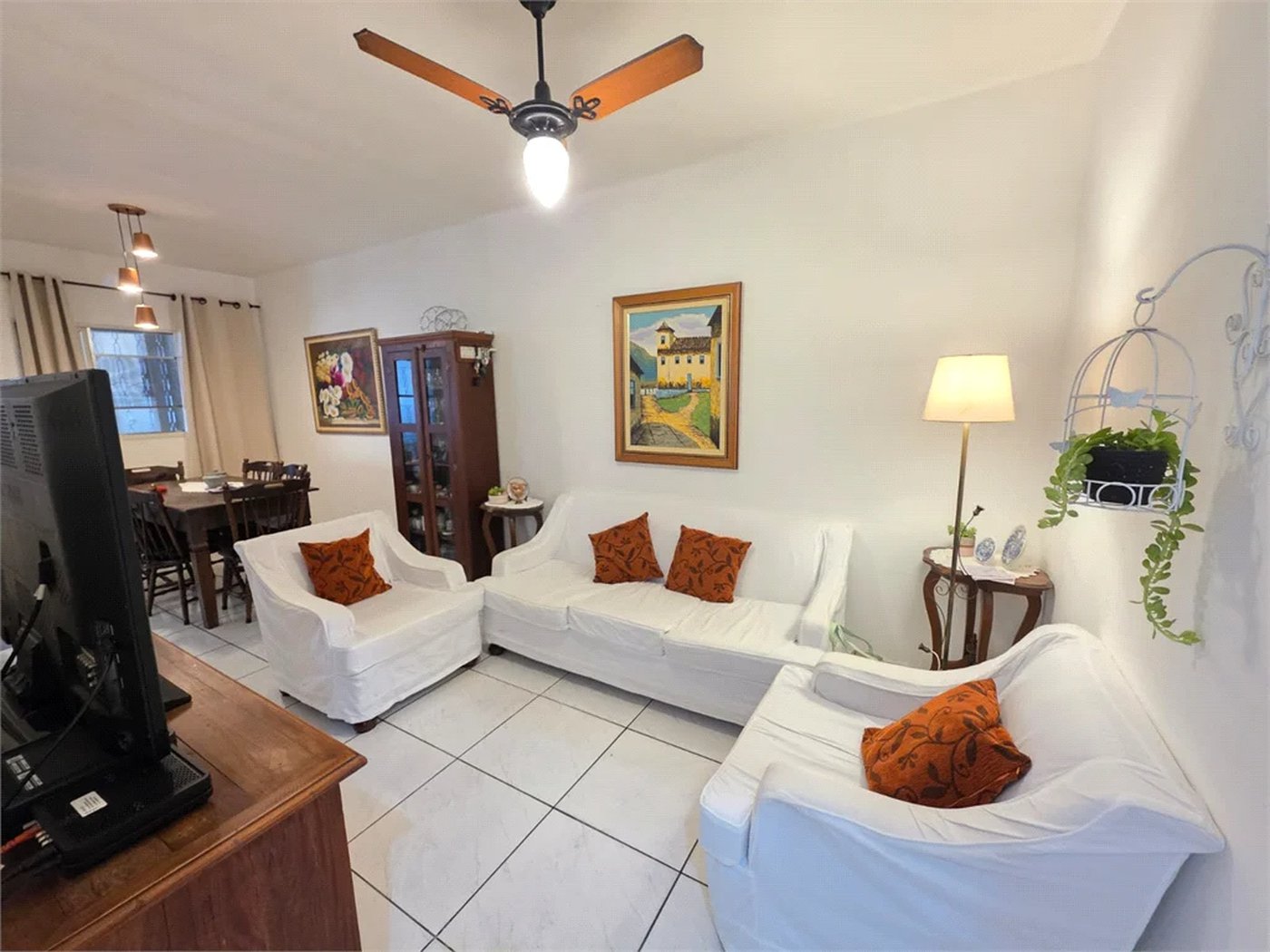 Casa à venda com 6 quartos, sendo 2 suítes,  em Conjunto Residencial Butantã, São Paulo, SP