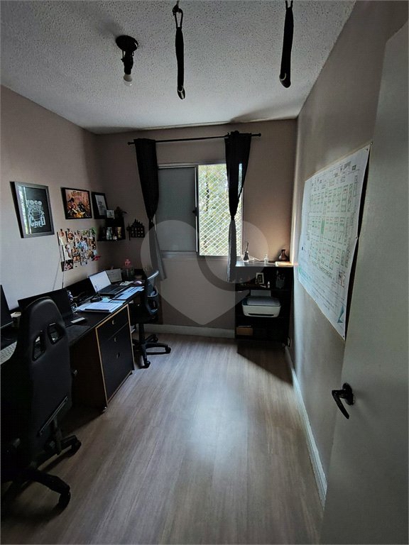 Apartamento à venda com 3 quartos em Jardim Santa Emília, São Paulo, SP