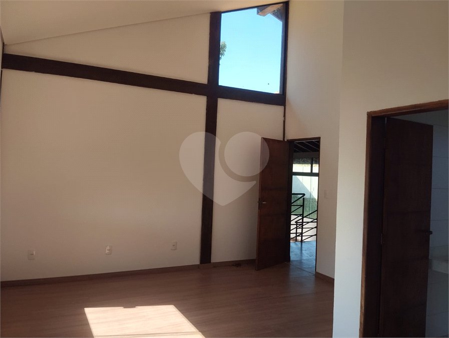 Casa à venda com 3 quartos, sendo 2 suítes, em Vila Harmonia, Araraquara, SP