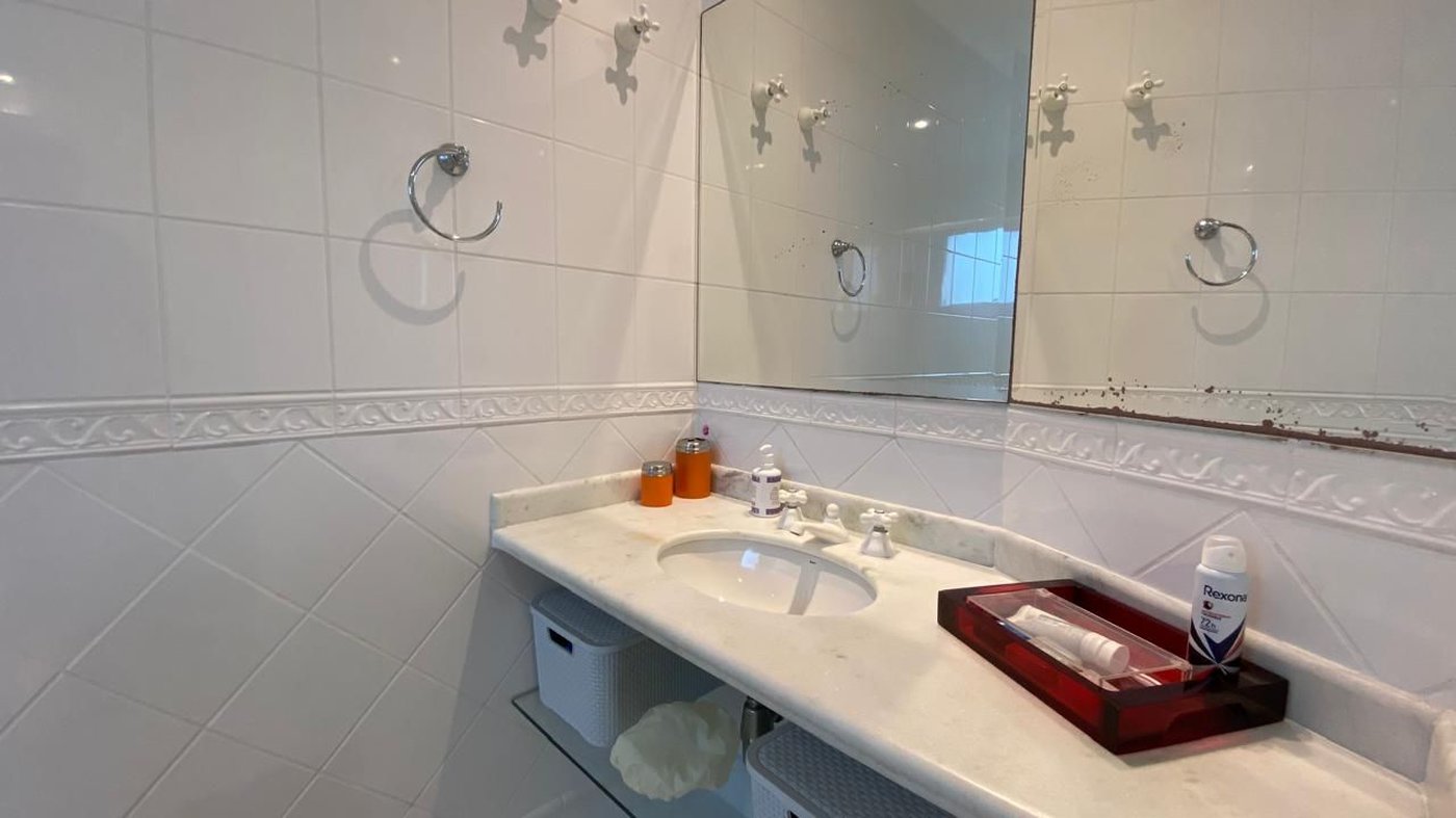 Apartamento com 4 dormitórios, 180 m² - venda por R$ 1.270.000,00 ou aluguel por R$ 8.350,00/mês - Enseada - Guarujá/SP