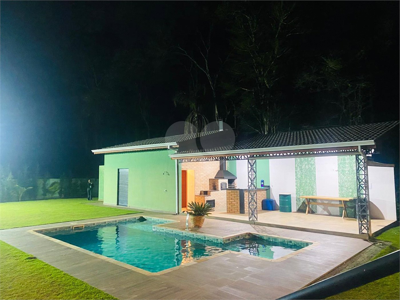 Chácara à venda com 3 suítes em Recreio Campo Verde, Ibiúna, SP