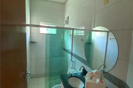 Casa para alugar com 3 quartos, sendo 1 suíte, em Açucena, Balsas, MA