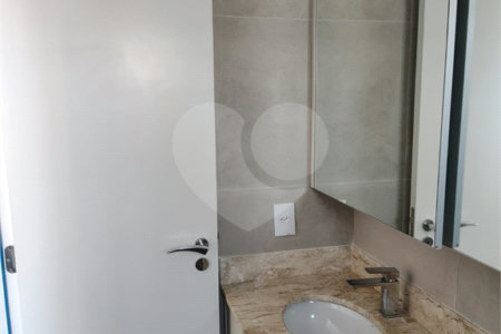 Apartamento à venda com 2 suítes em Vila Dom Pedro I, São Paulo, SP