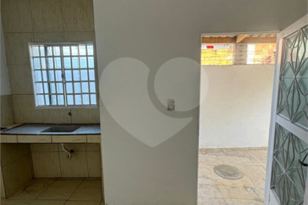 Casa Térrea à venda ou para alugar com 1 quarto em Campo Grande, Rio de Janeiro, RJ